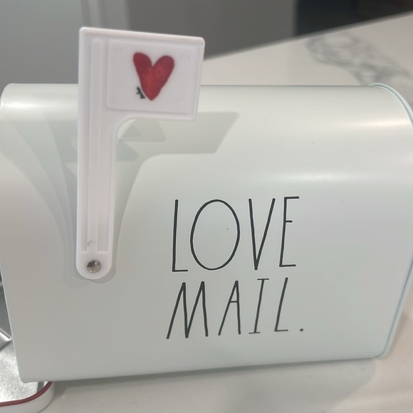 ❤️Rae Dunn LOVE MAIL. BOX. - Picture 3 of 16